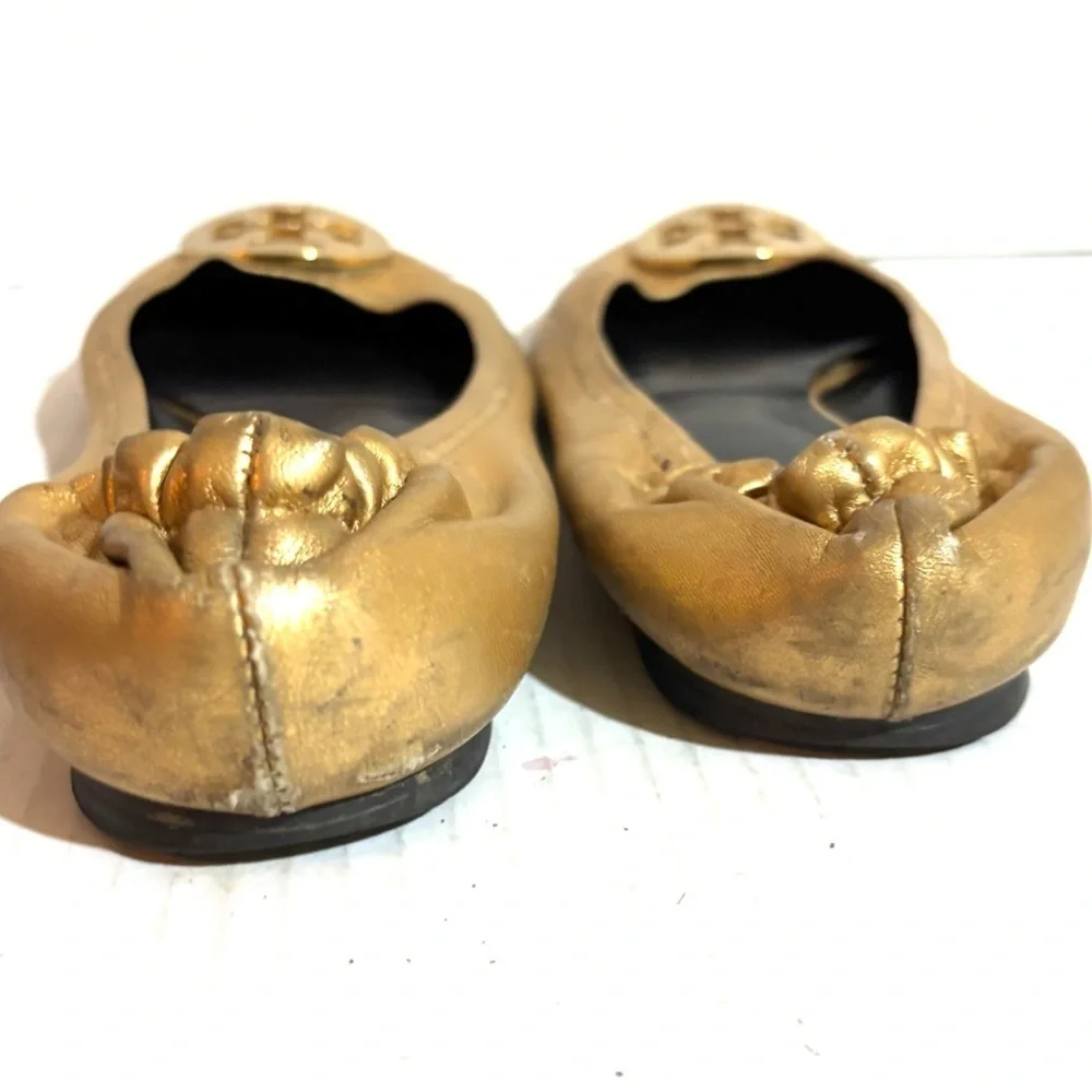 Tory Burch size 7.5 leather ballet flats round toes